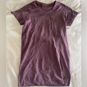 Lululemon workout shirt